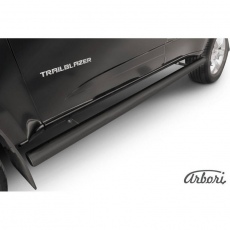 Пороги Arbori d76 труба черные для Chevrolet TrailBlazer (2013-2018) № AFZDACHTB1208B